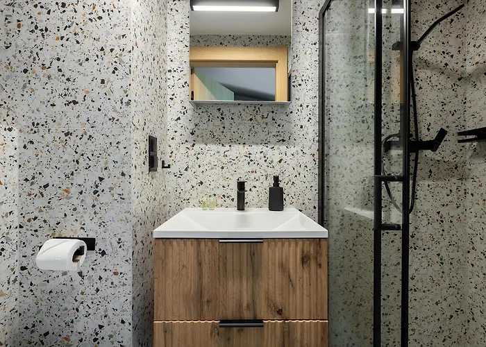 Apartment Homewell Premium Lofts - Free Parking *